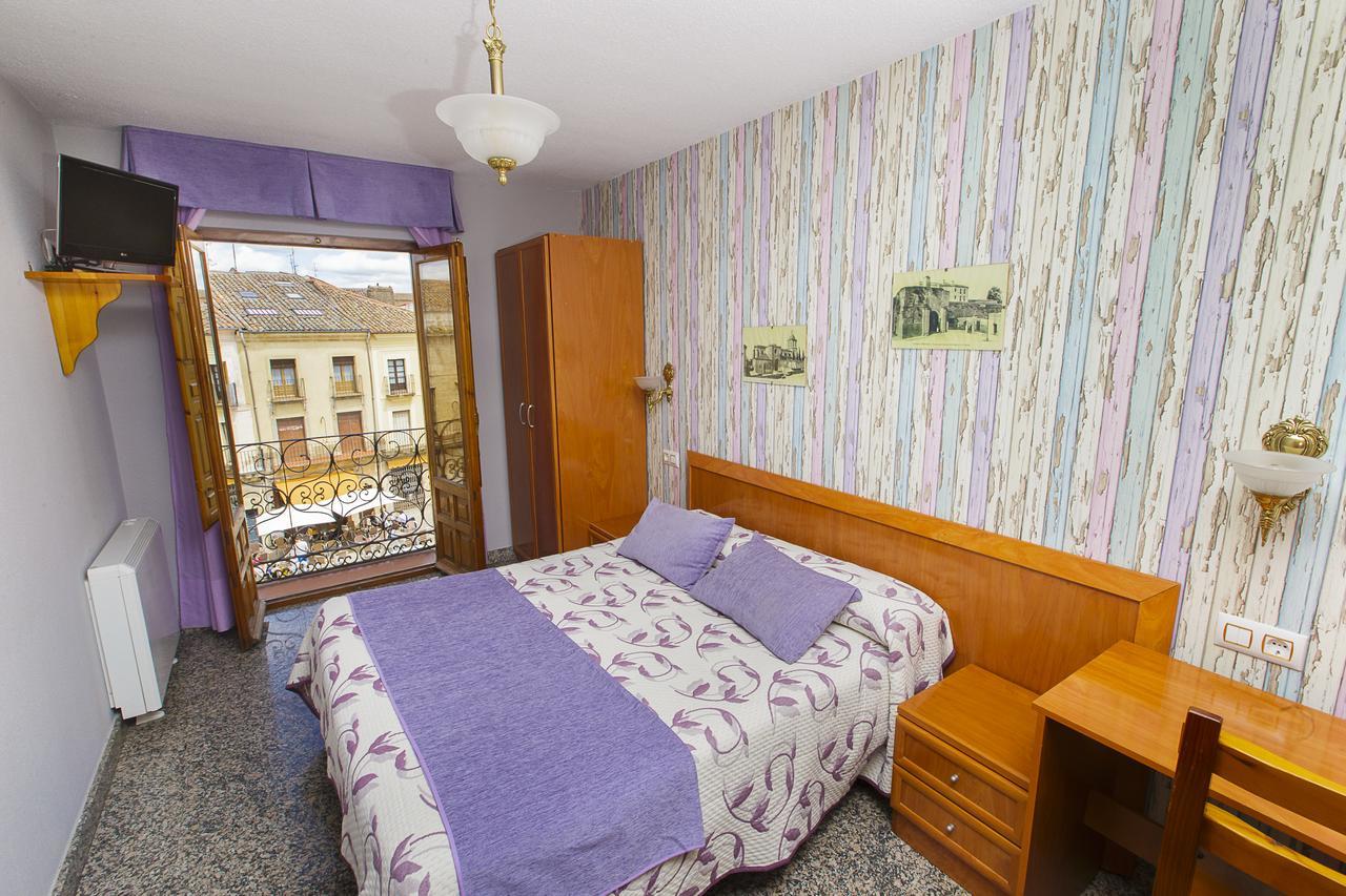 Hostal Plaza Ciudad-Rodrigo 외부 사진
